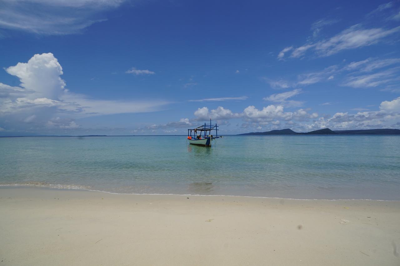 Suns Of Beaches Hostel Koh Rong Buitenkant foto