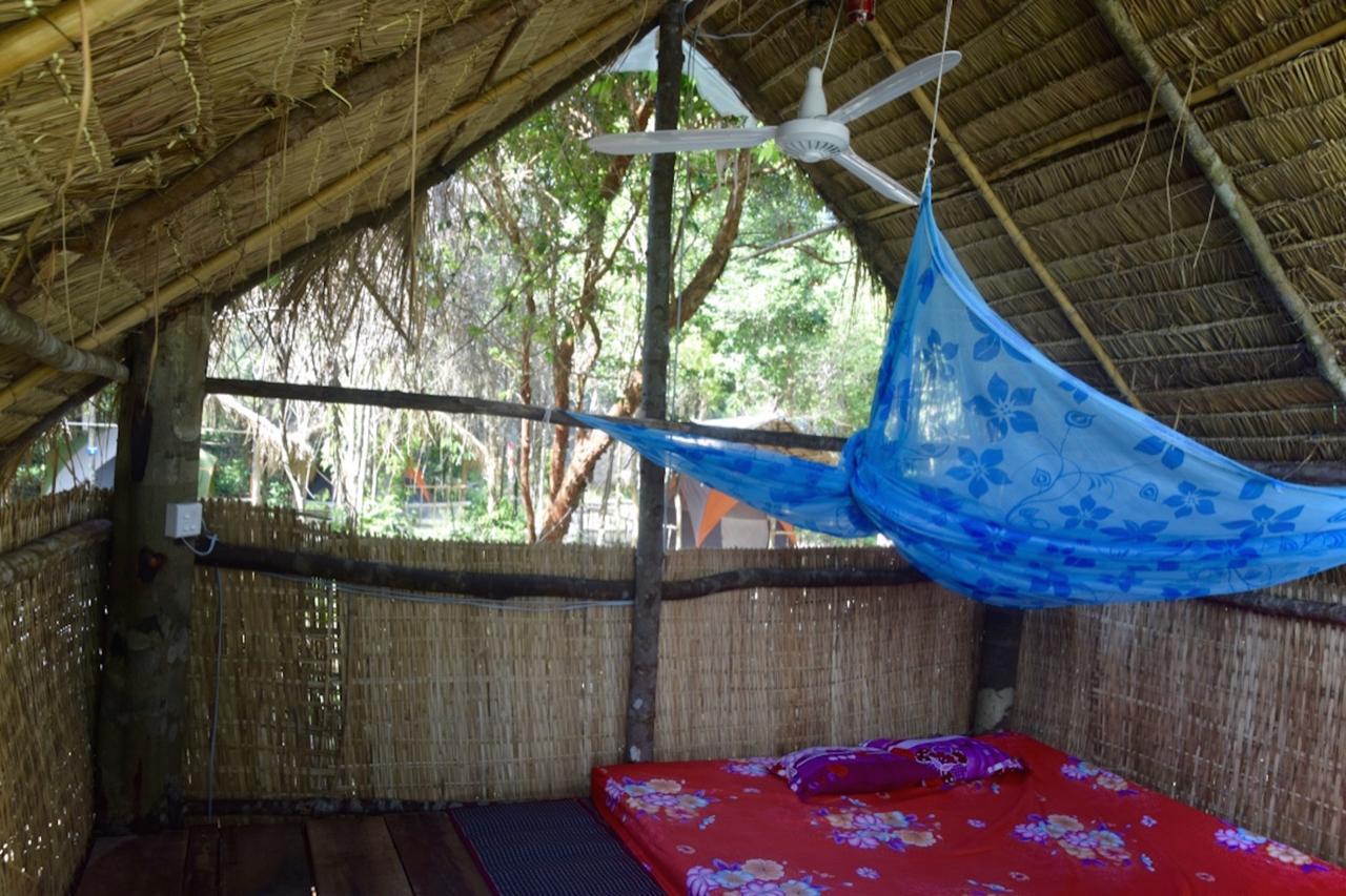 Suns Of Beaches Hostel Koh Rong Buitenkant foto