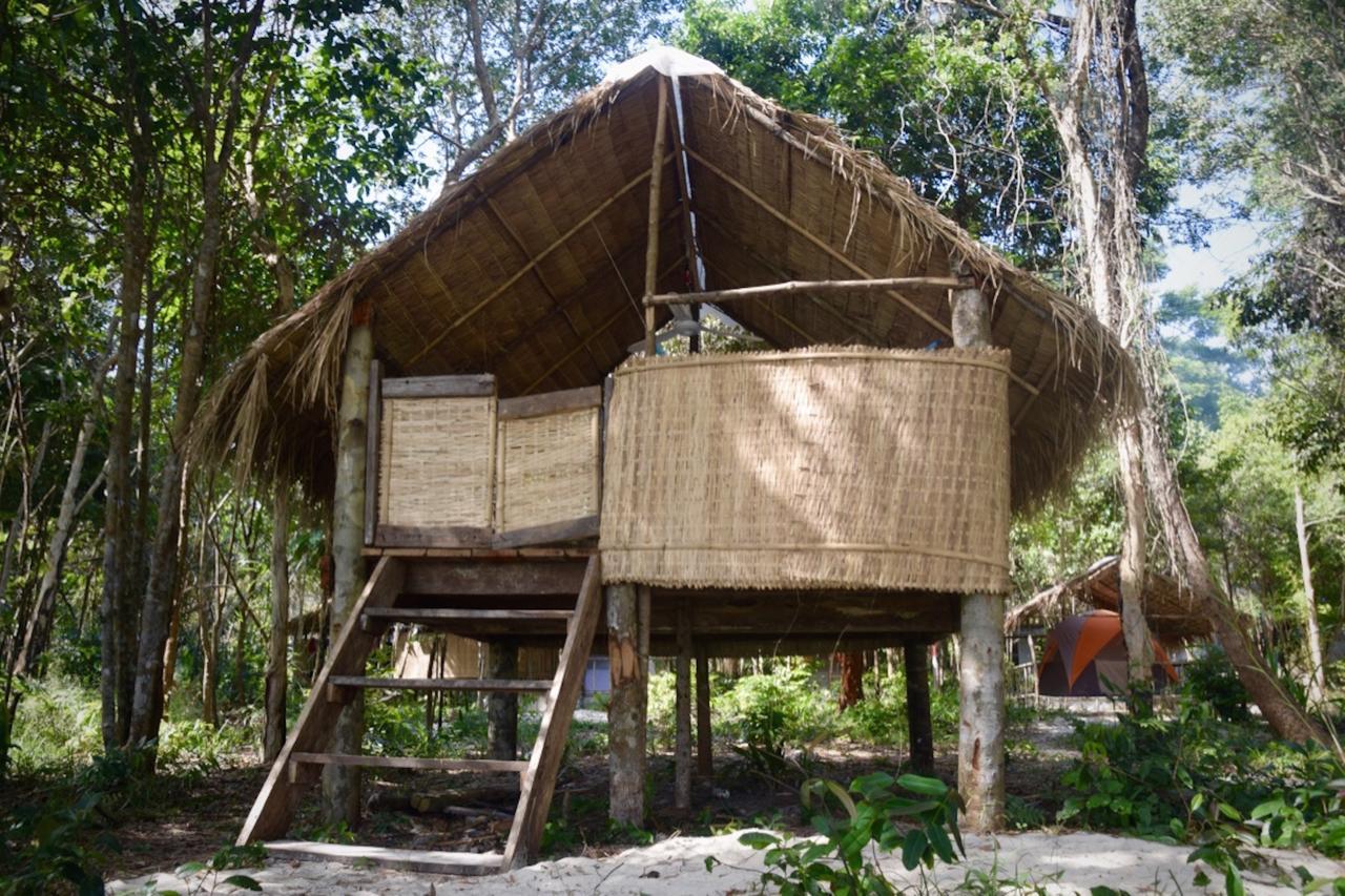 Suns Of Beaches Hostel Koh Rong Buitenkant foto